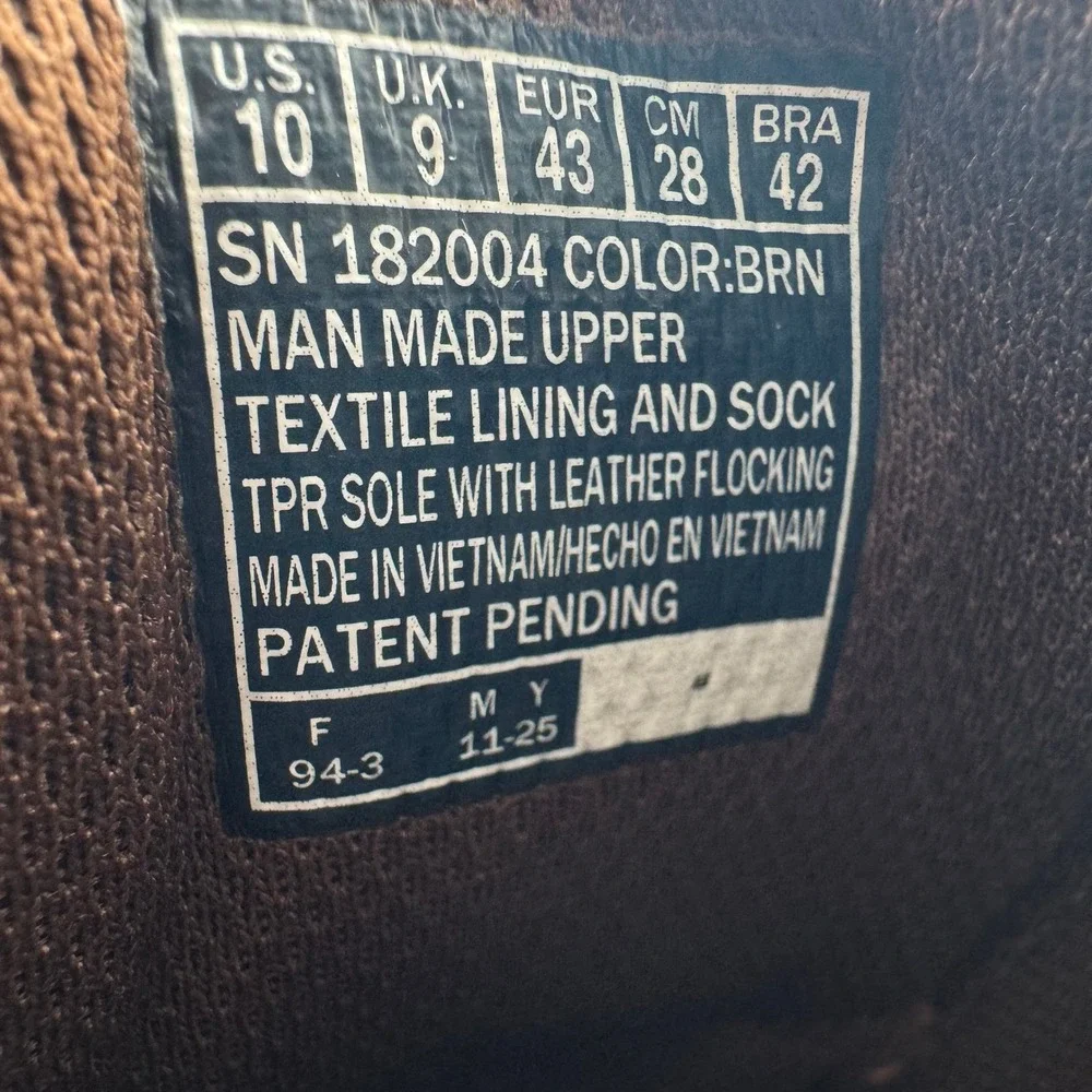 Skechers Hands Free Swift Fit Brown Casual Shoes‎ Men's Size 10